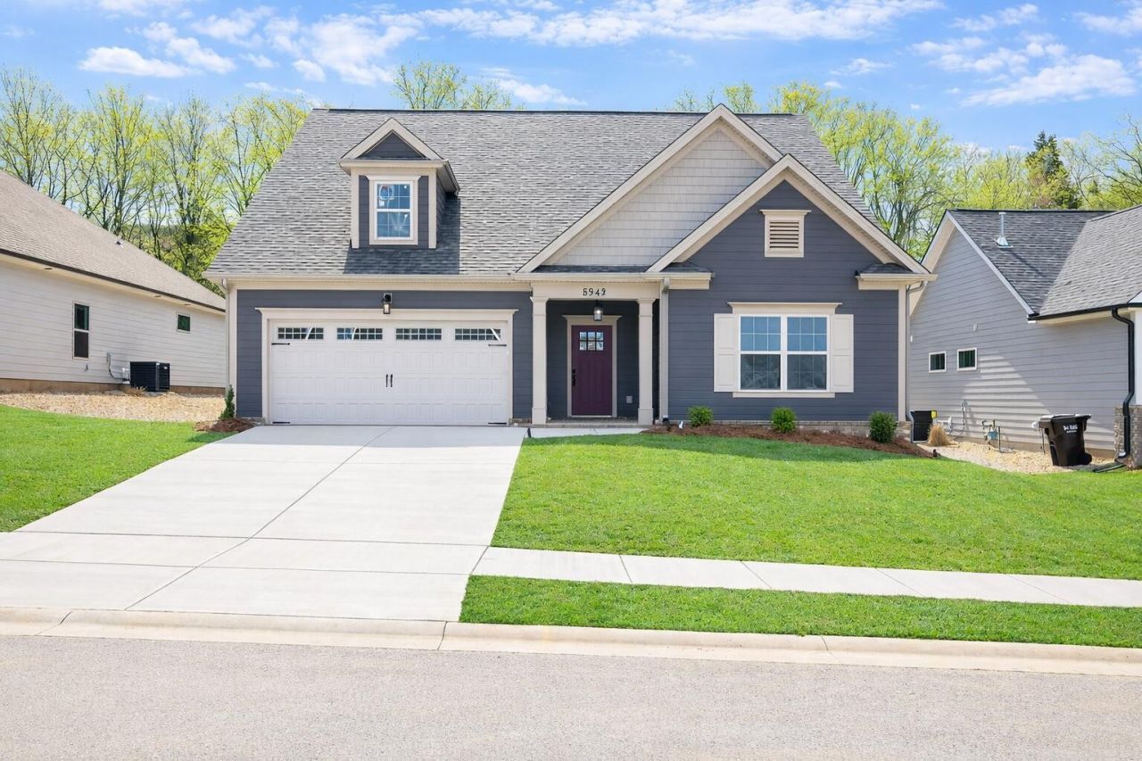 8942 Knolling Loop , Unit 30, Ooltewah, TN 37363 Main Photo