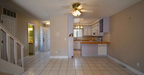 1363 Waterloo Lane, Unit B, Gardnerville, NV 89410 Photo