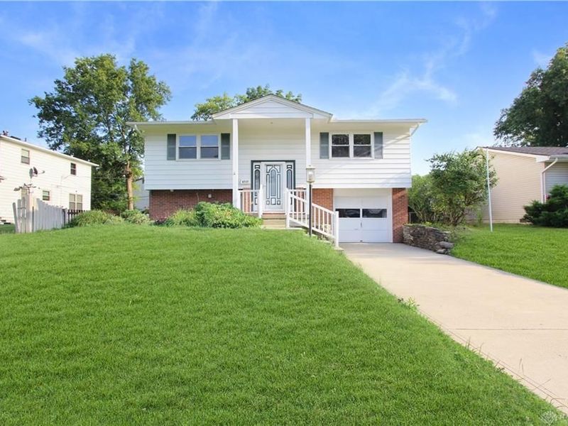 6717 Red Coach Lane, Reynoldsburg, OH 43068 Photo 3