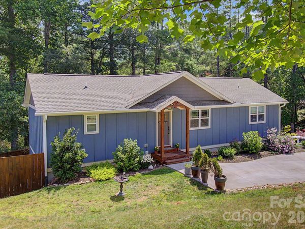 34 Aster Ridge Drive, Waynesville, NC 28786