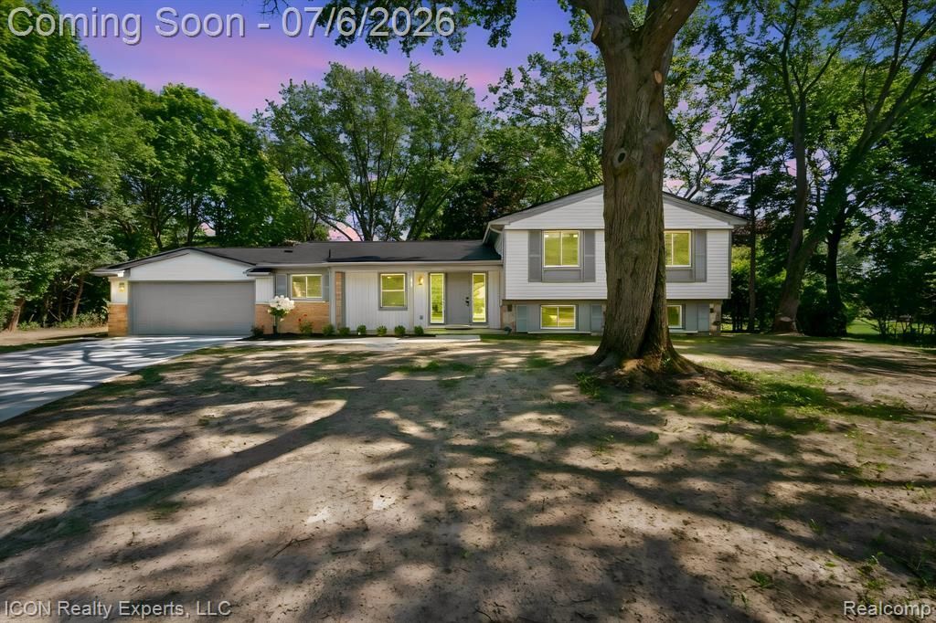 4089 Aberdeen Court, West Bloomfield Township, MI 48323 Main Photo