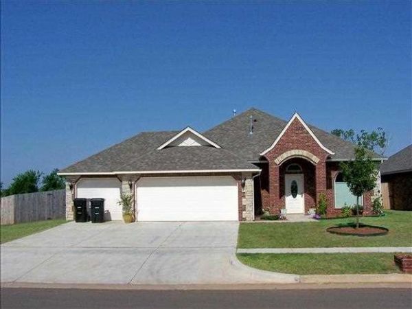 1801 Mead Lane, Moore, OK 73170