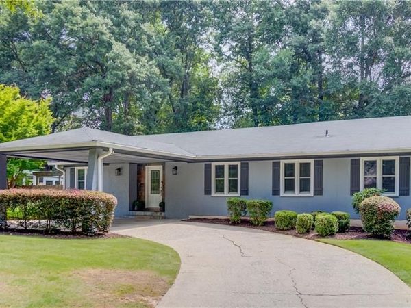 4685 Andalusia Trail , Atlanta, GA 30360