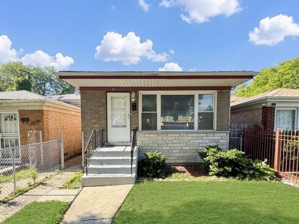 1102 W 111th Street , Chicago, IL 60643