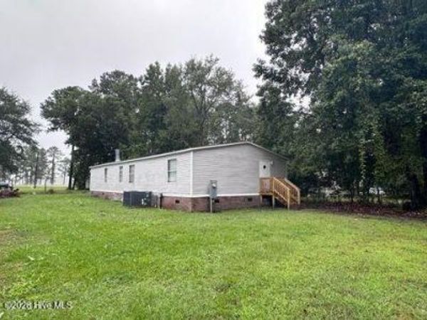 11 Marlette Street , Hubert, NC 28539