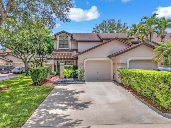 10060 SW 137th Ct , Miami, FL 33186