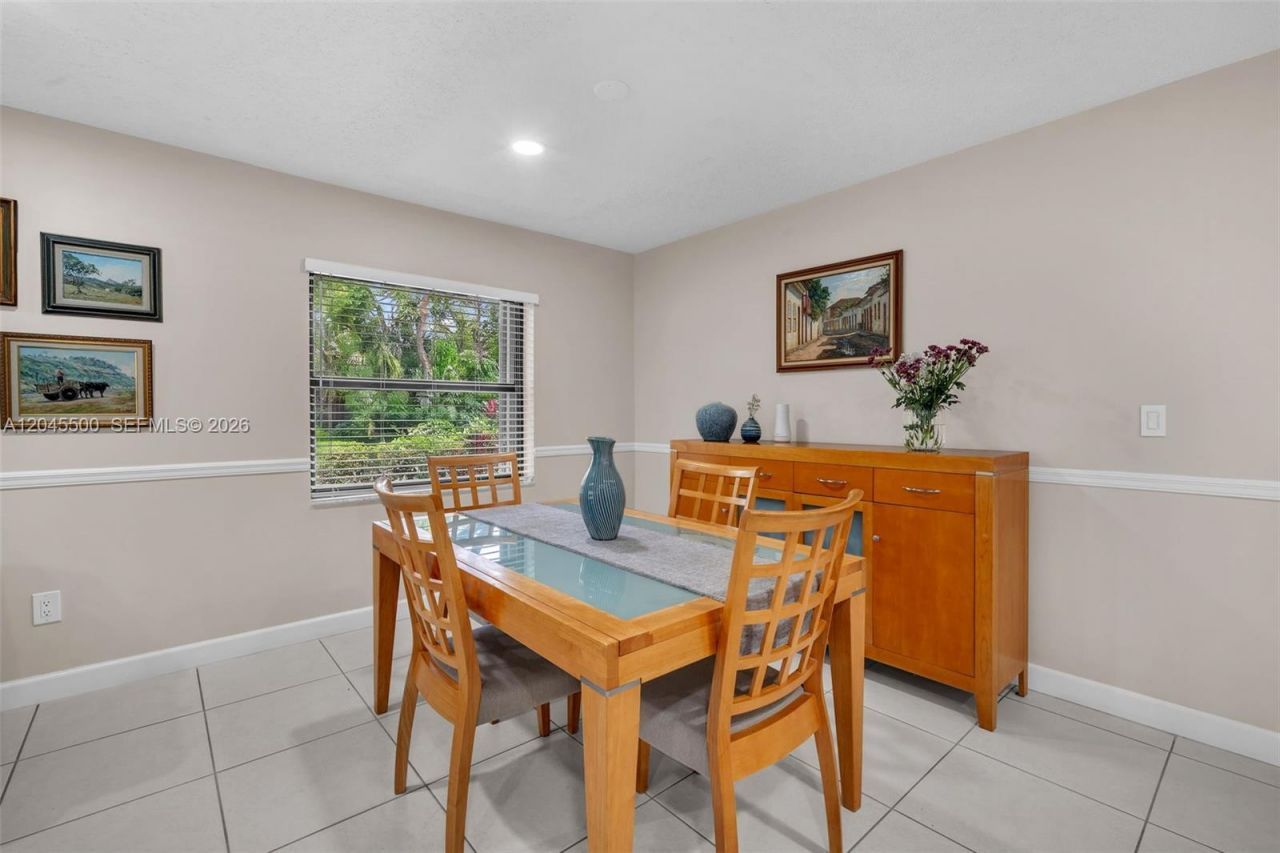 10060 SW 137th Ct , Miami, FL 33186 Photo