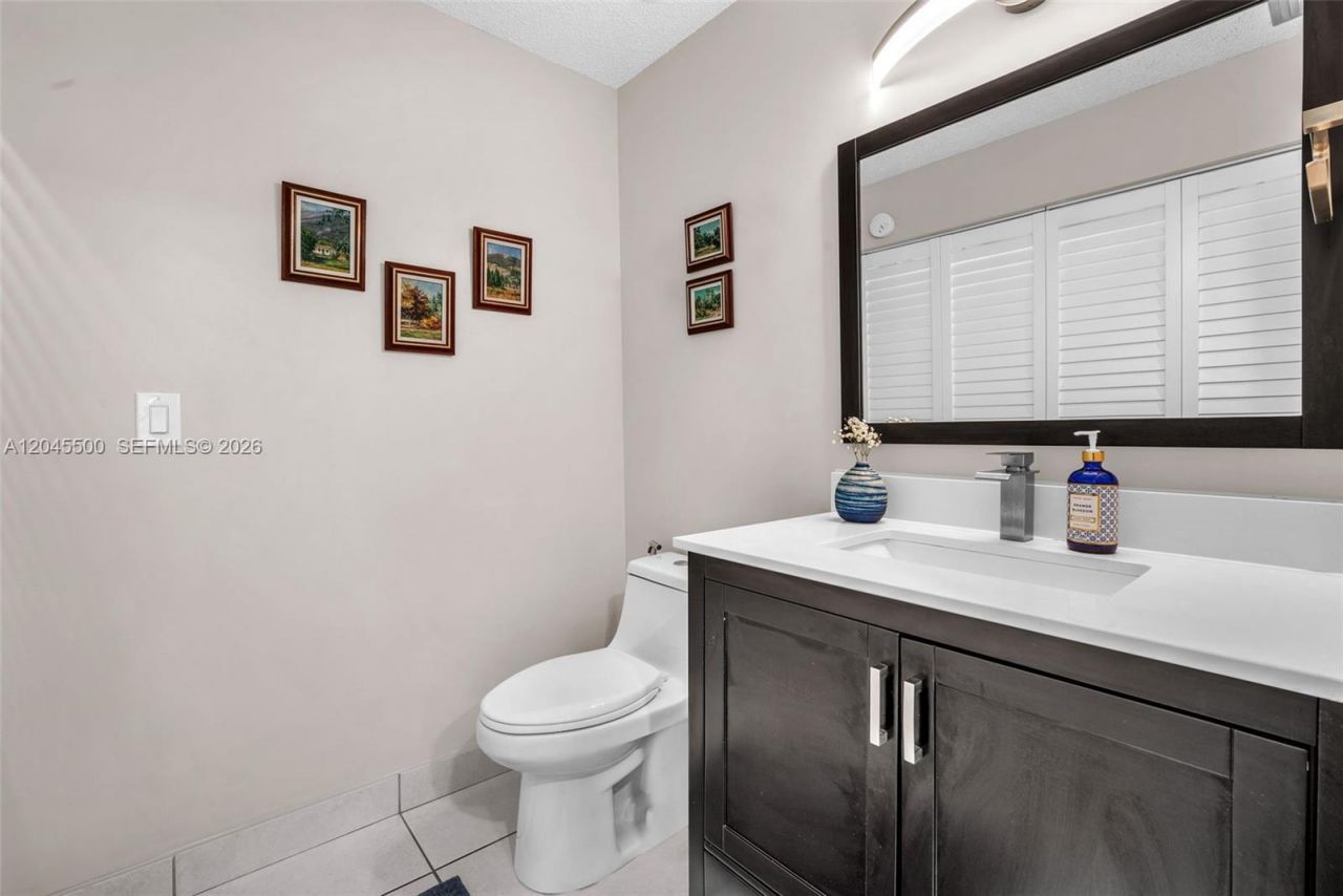 10060 SW 137th Ct , Miami, FL 33186 Photo