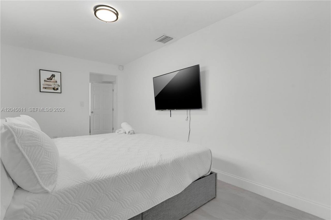 2827 Adams St, Hollywood, FL 33020 Photo