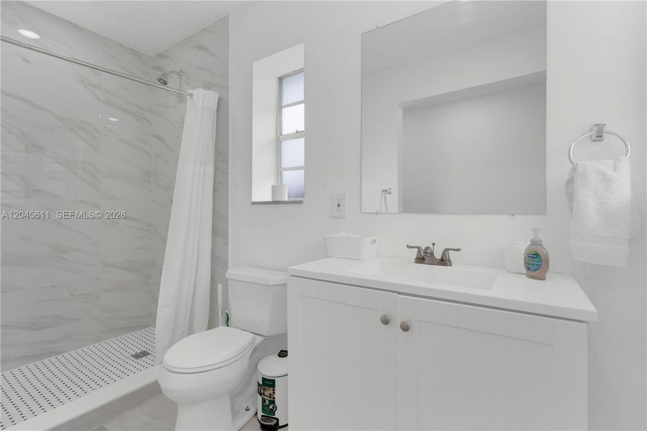 2827 Adams St, Hollywood, FL 33020 Photo