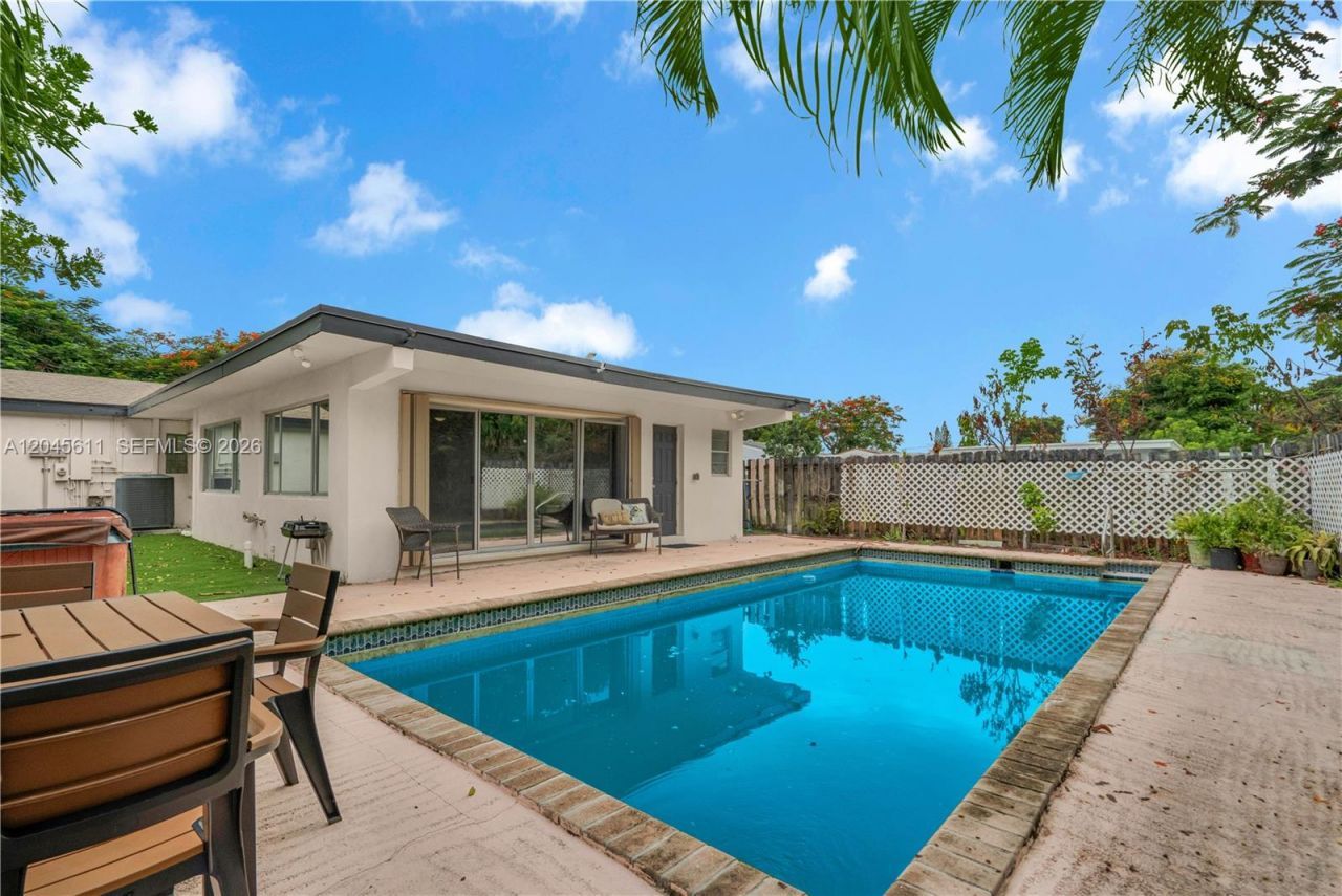 2827 Adams St, Hollywood, FL 33020 Photo