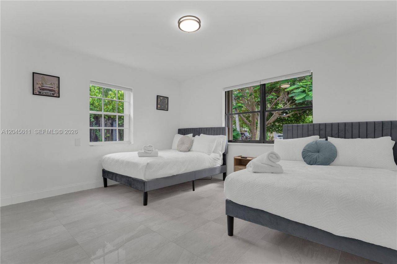 2827 Adams St, Hollywood, FL 33020 Photo