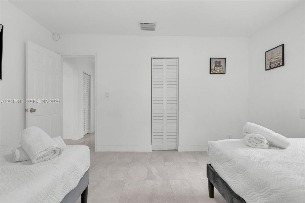 2827 Adams St, Hollywood, FL 33020 Photo