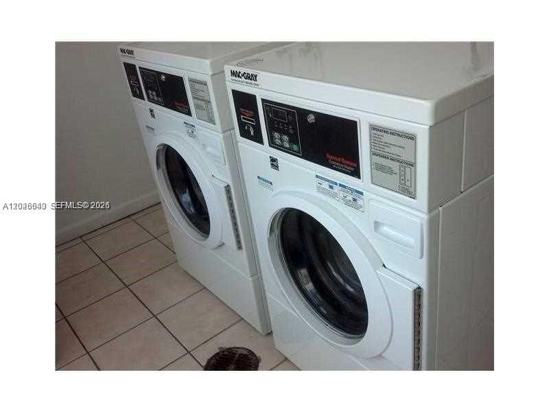 7545 E Treasure Dr , Unit 3I, North Bay Village, FL 33141 Photo