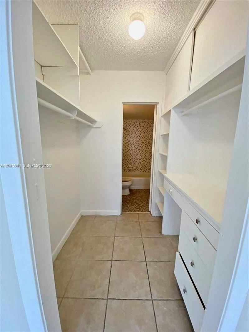 7545 E Treasure Dr , Unit 3I, North Bay Village, FL 33141 Photo
