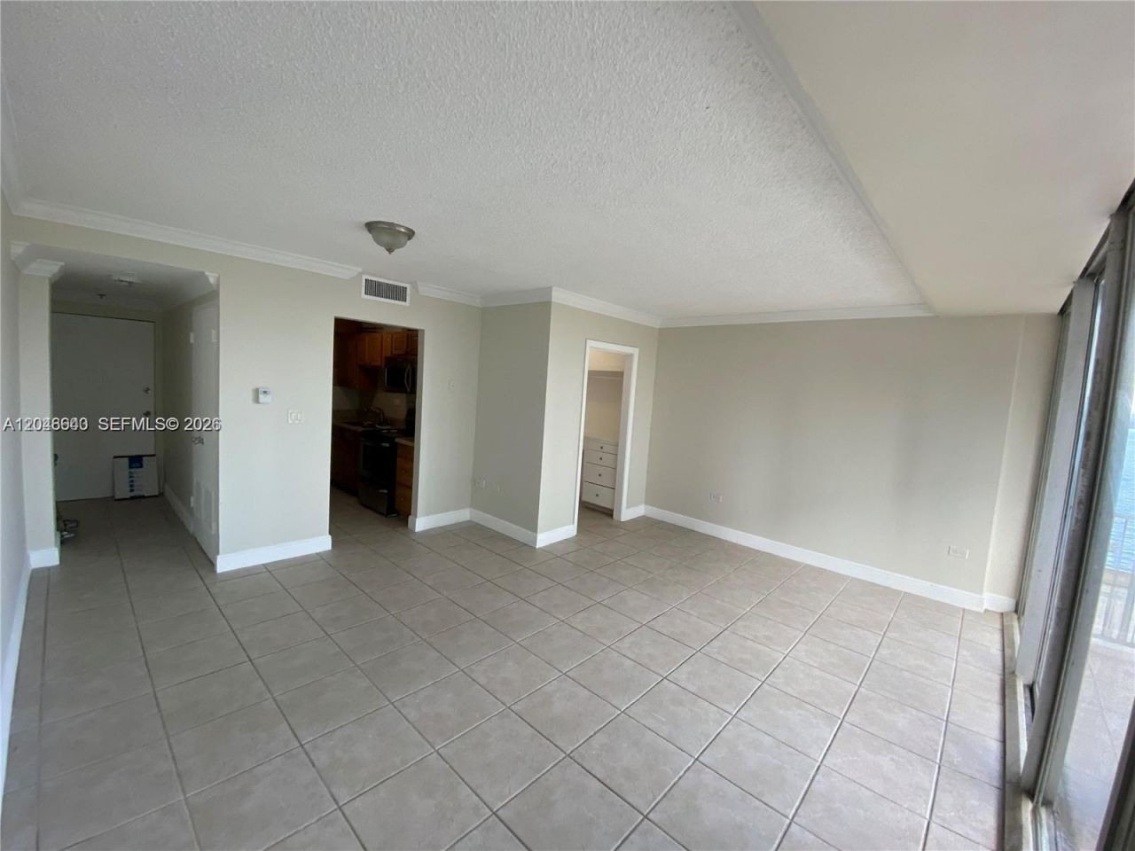 7545 E Treasure Dr , Unit 3I, North Bay Village, FL 33141 Photo
