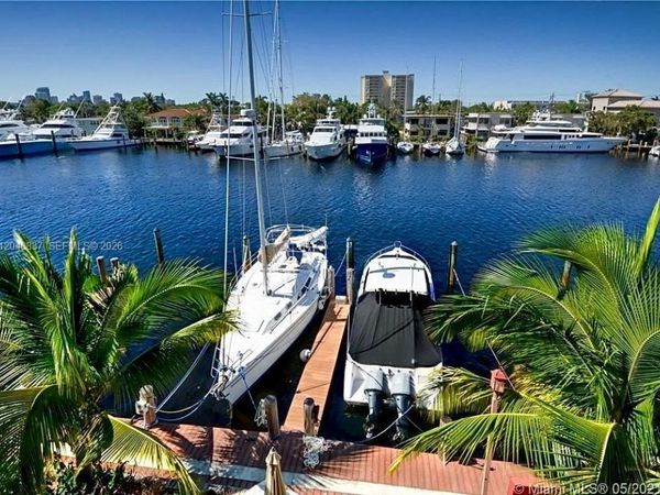 815 Middle River Dr , Unit 204, Fort Lauderdale, FL 33304