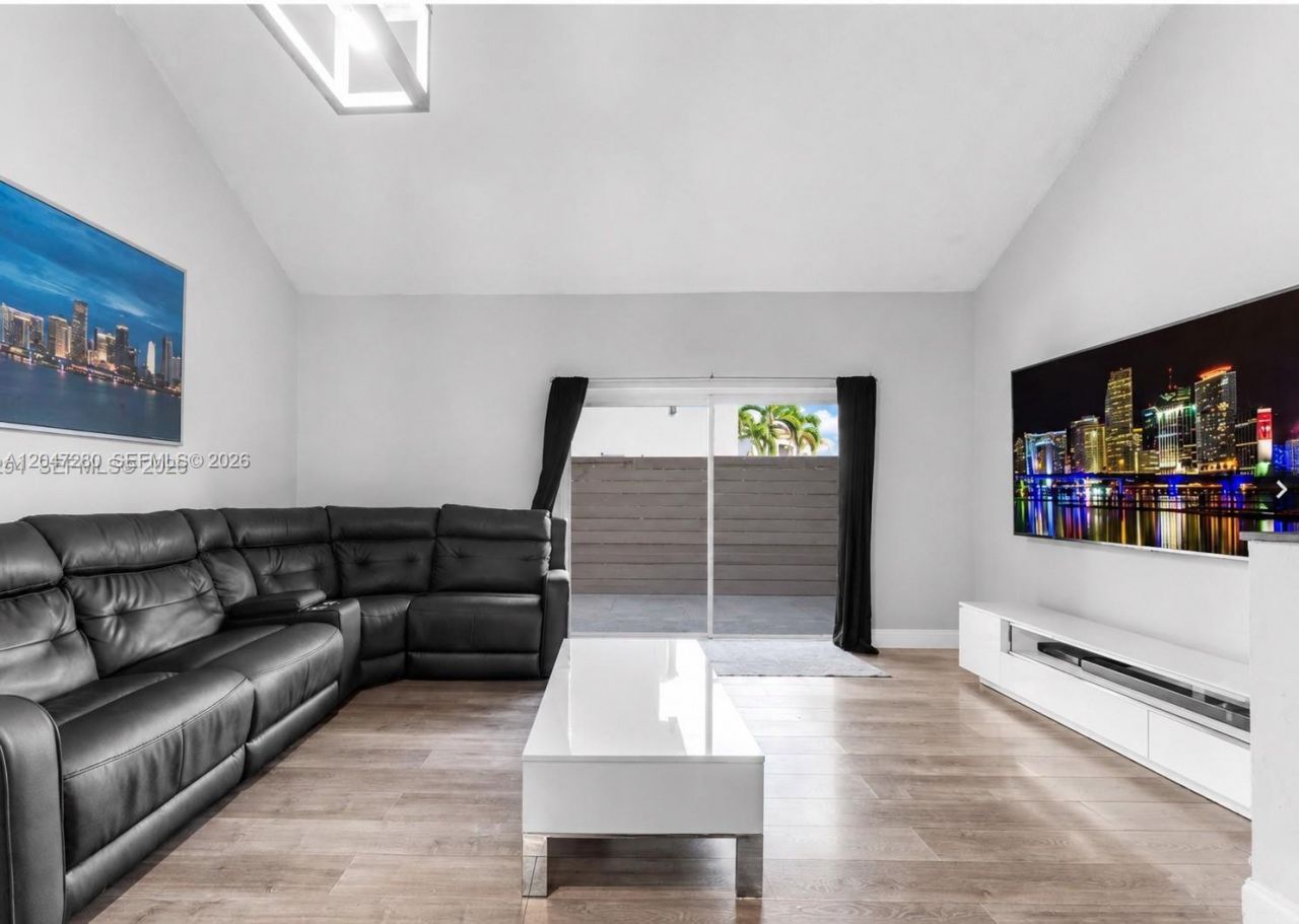 Please Call For Address, Miami, FL 33183 Photo