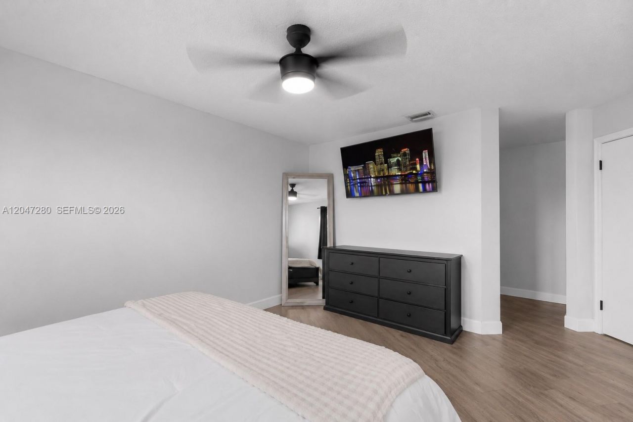 Please Call For Address, Miami, FL 33183 Photo
