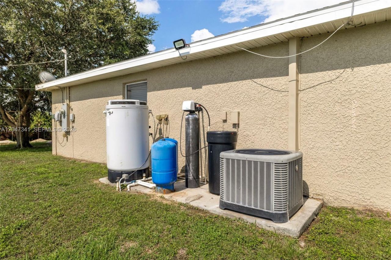 2501 57th Street West, Lehigh Acres, FL 33971 Photo