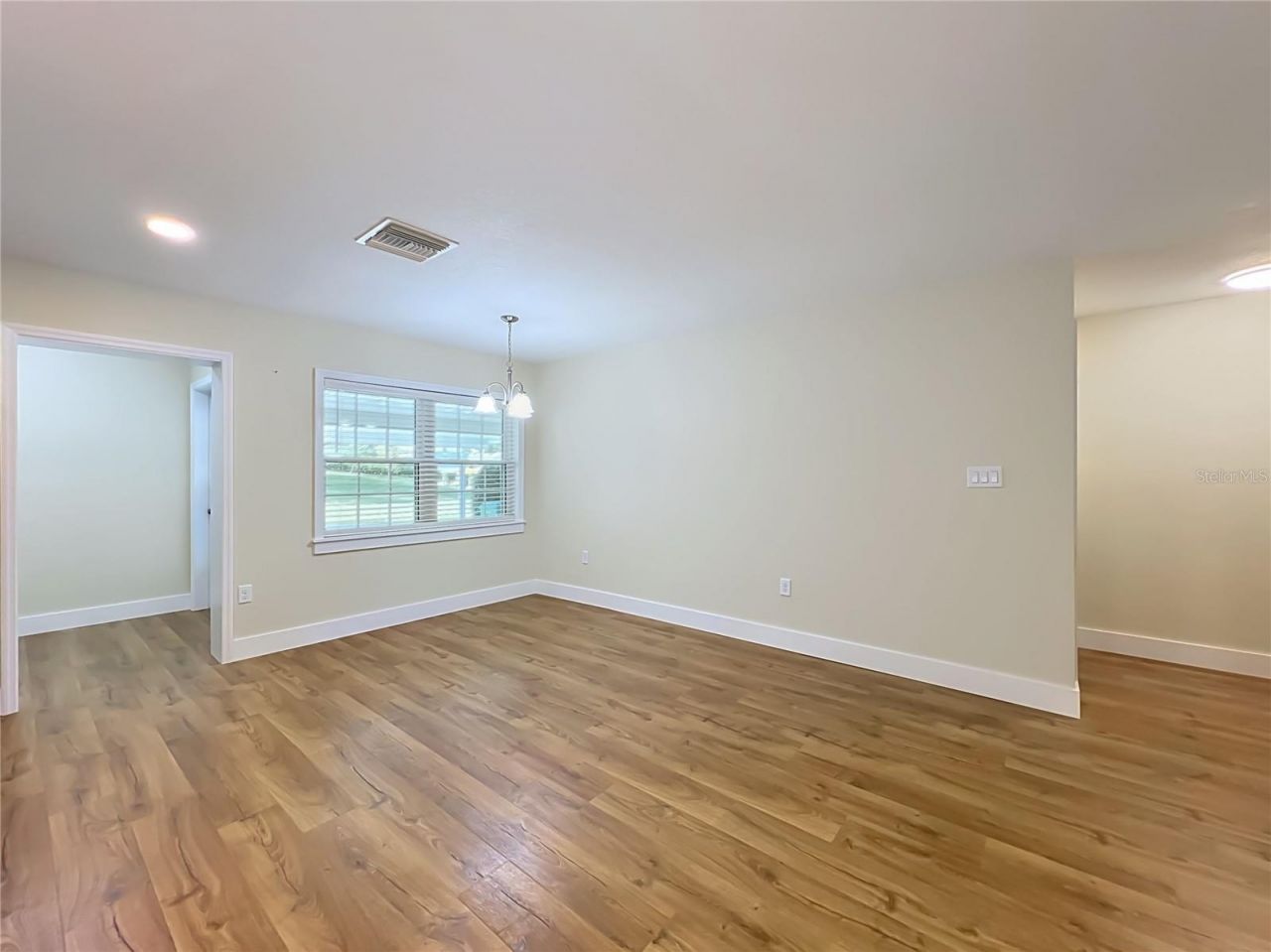 450 Liberty Avenue , Unit 3, Mount Dora, FL 32757 Photo