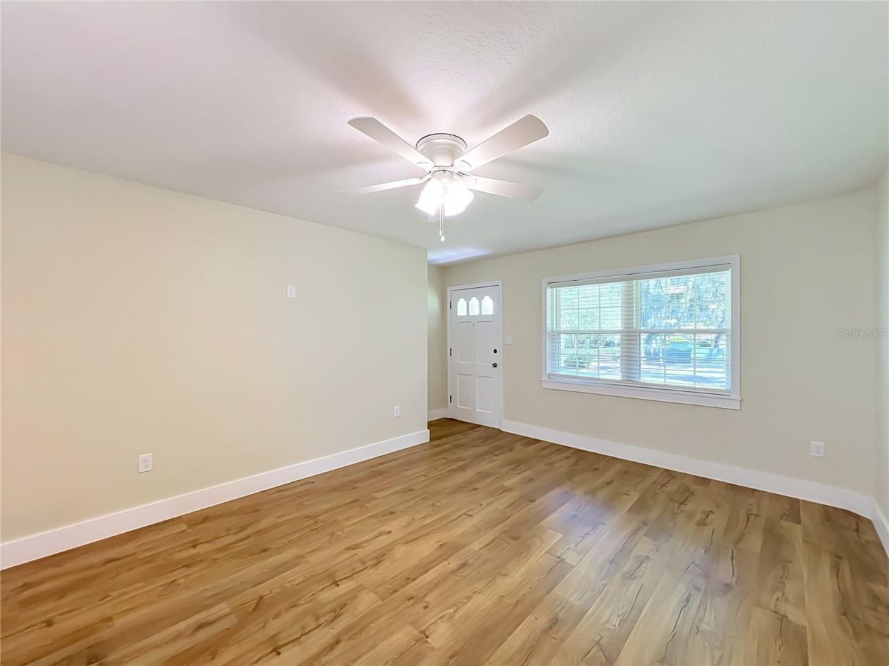 450 Liberty Avenue , Unit 3, Mount Dora, FL 32757 Photo