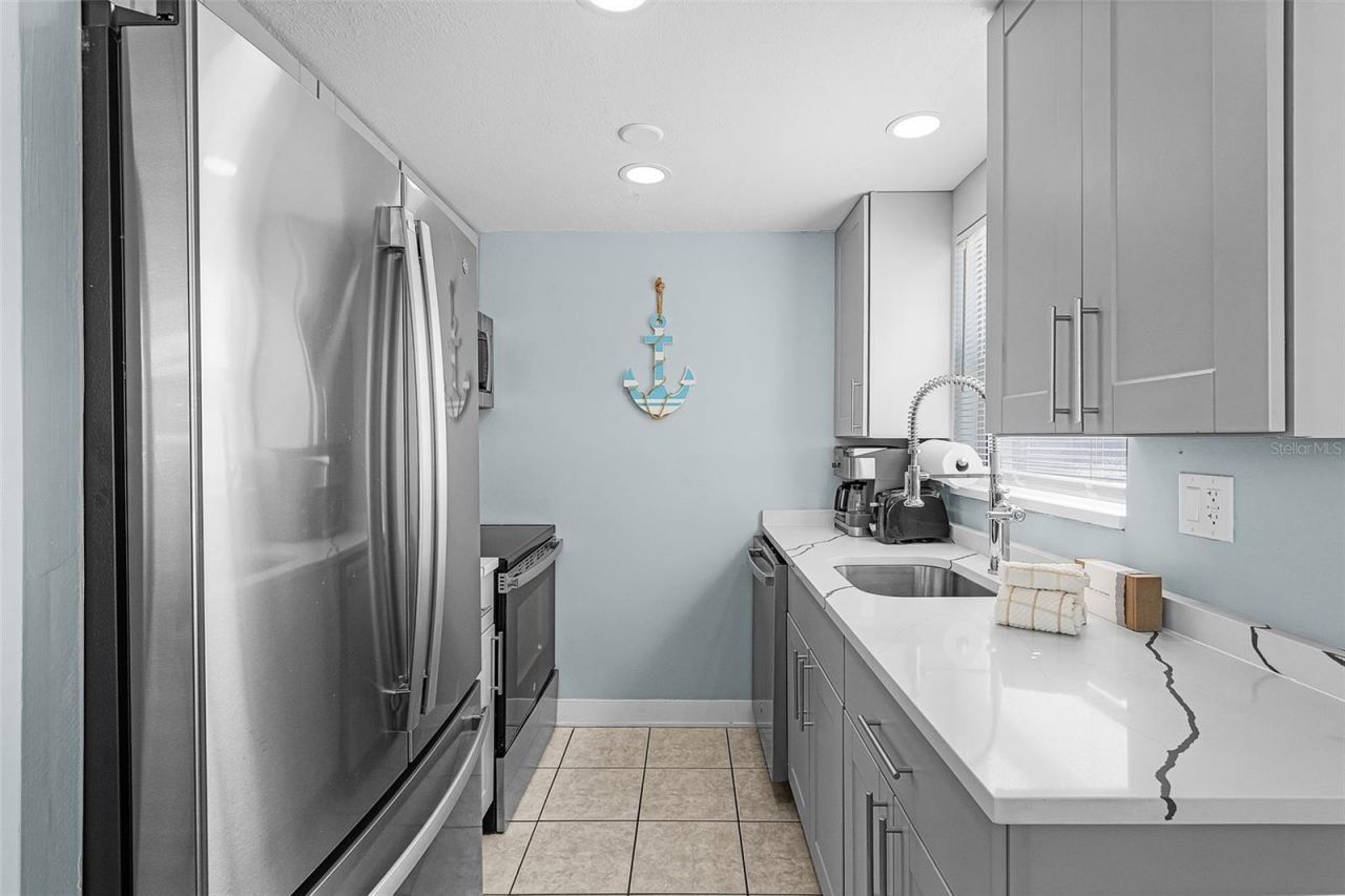 6020 Midnight Pass Road, Unit 49, Sarasota, FL 34242 Photo