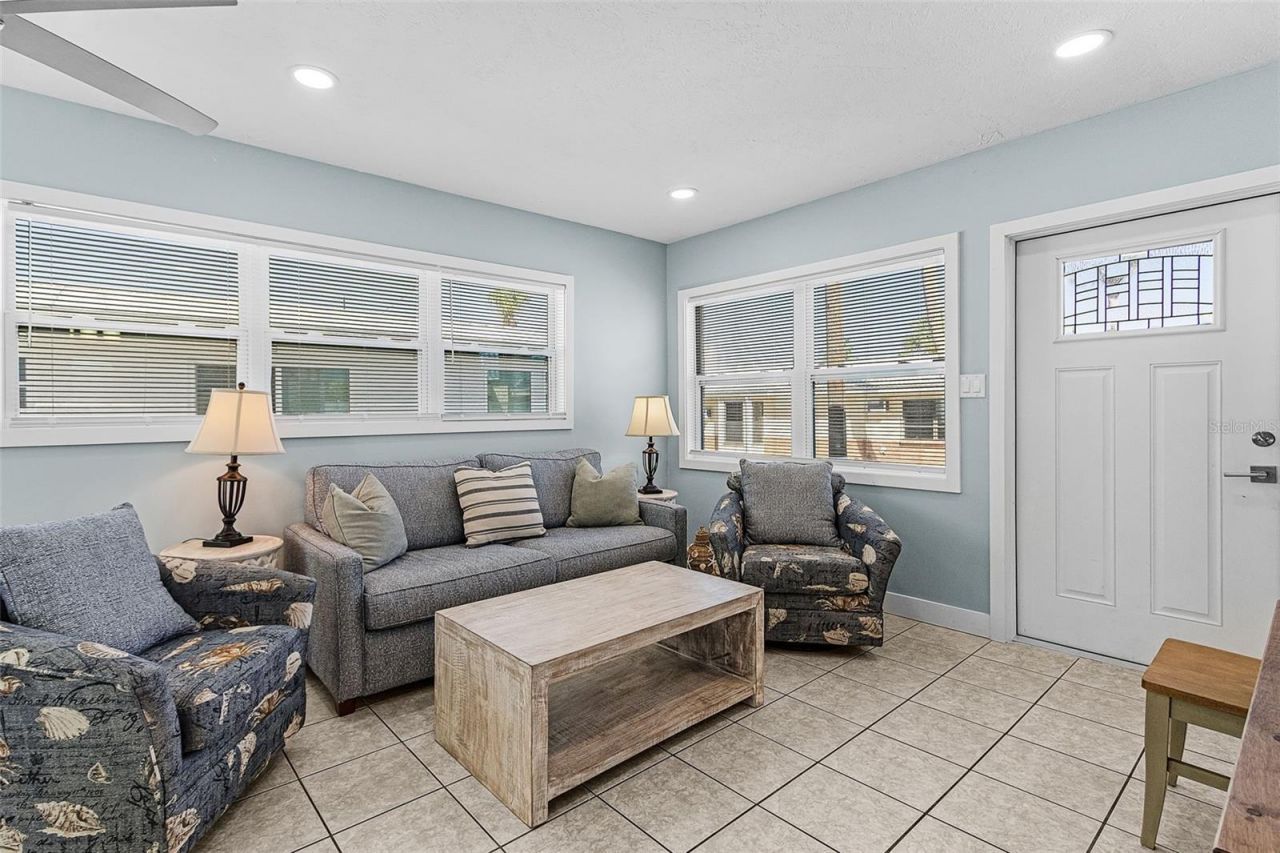 6020 Midnight Pass Road, Unit 49, Sarasota, FL 34242 Photo