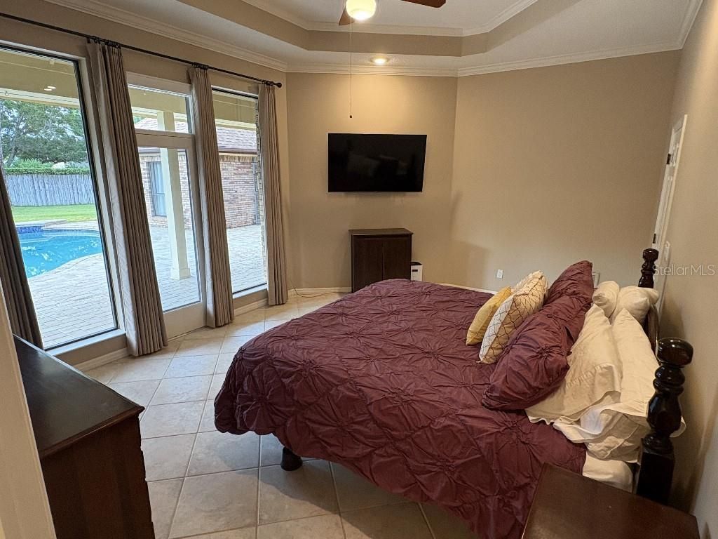 10484 Longwood Drive , Seminole, FL 33777 Photo