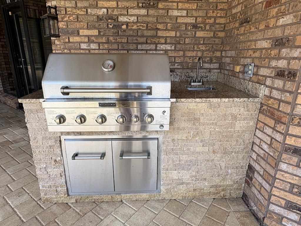10484 Longwood Drive , Seminole, FL 33777 Photo