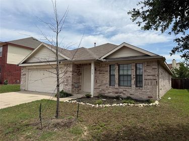 848 Kentucky Derby Lane, Fort Worth, TX 76179