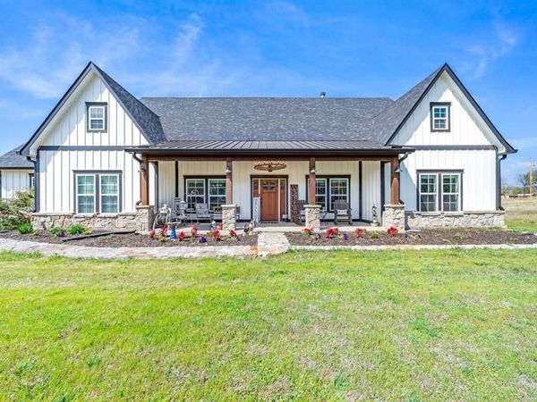 4886 County Road 1037, Celeste, TX 75426