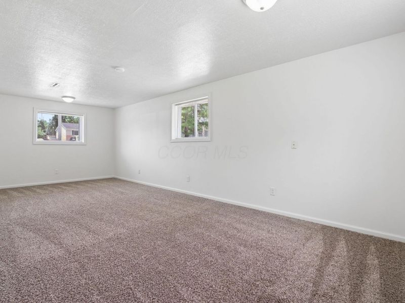 4838 Refugee Road, Columbus, OH 43232 Photo 12