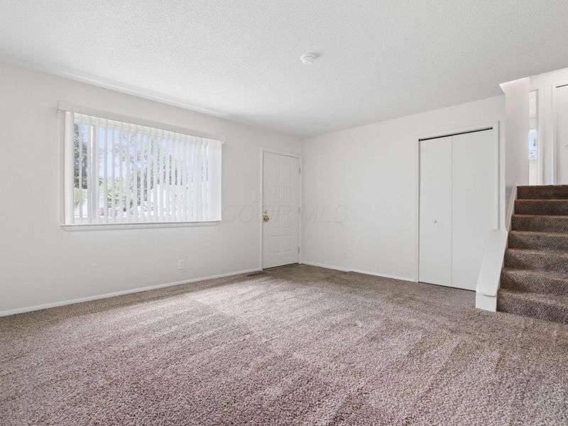 4838 Refugee Road, Columbus, OH 43232 Photo 6
