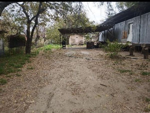 655 Avenue G, Poteet, TX 78065