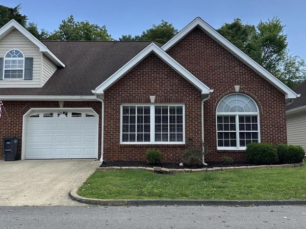 3838 Oakley Place, Kingsport, TN 37664
