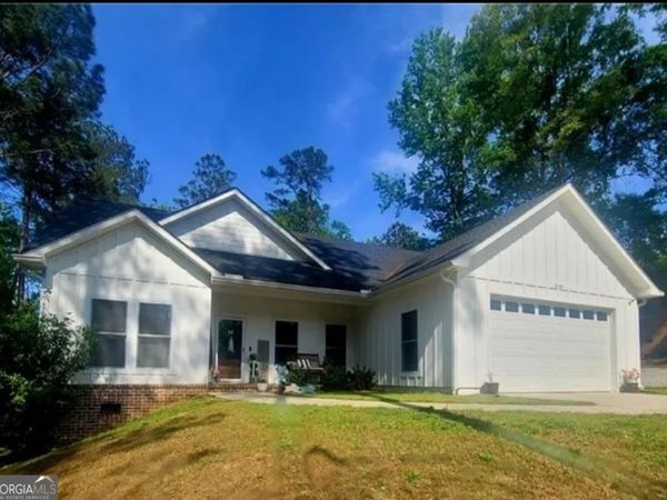 210 Melody Lane, Valley, AL 36854