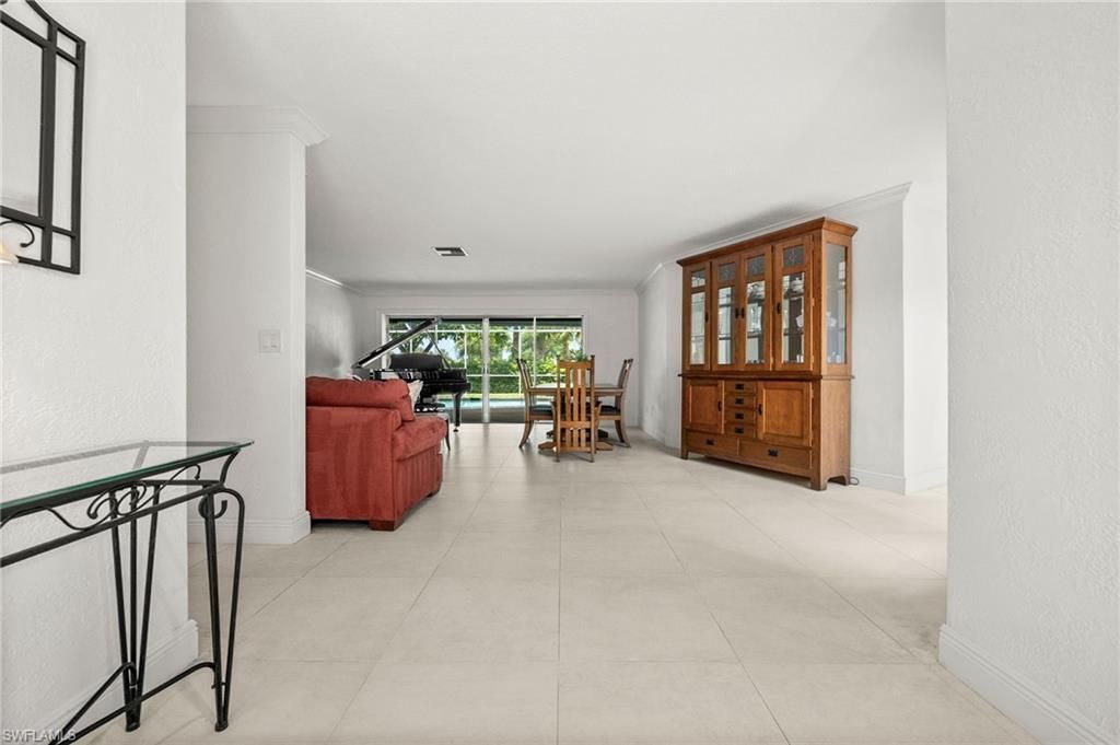 421 Palm River Blvd, Naples, FL 34110 Photo