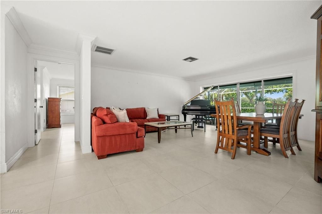 421 Palm River Blvd, Naples, FL 34110 Photo