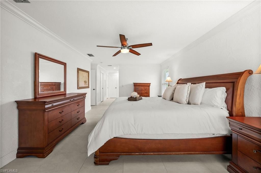 421 Palm River Blvd, Naples, FL 34110 Photo