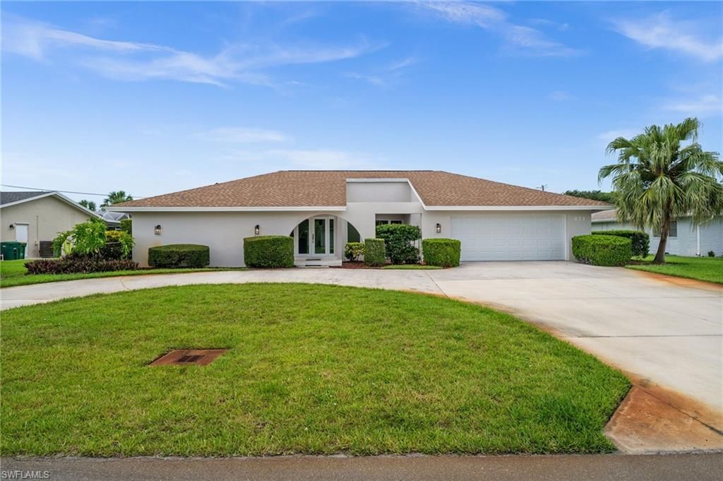 421 Palm River Blvd, Naples, FL 34110 Photo