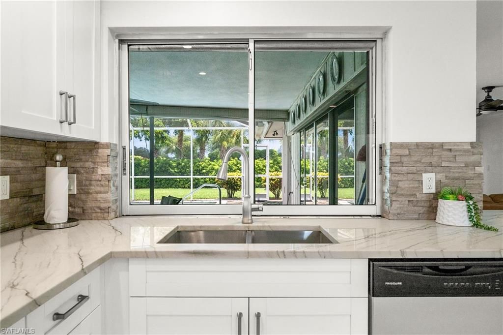 421 Palm River Blvd, Naples, FL 34110 Photo