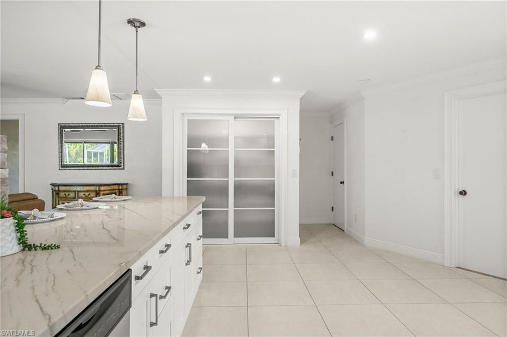421 Palm River Blvd, Naples, FL 34110 Photo