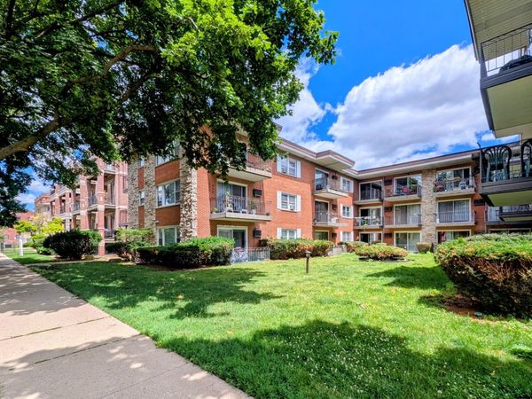 4229 N Keystone Avenue , Unit 3H, Chicago, IL 60641