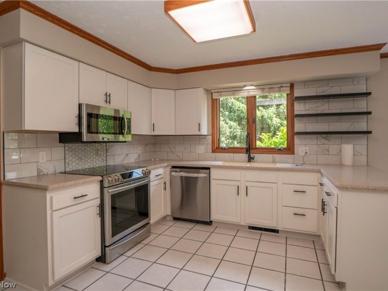 6104 Shipslanding Avenue NW, Canton, OH 44718 Photo 17