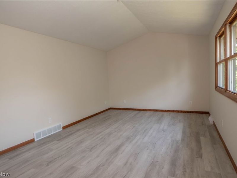 6104 Shipslanding Avenue NW, Canton, OH 44718 Photo 26