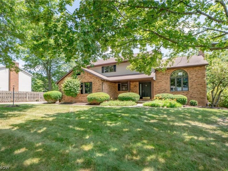 6104 Shipslanding Avenue NW, Canton, OH 44718 Photo 3