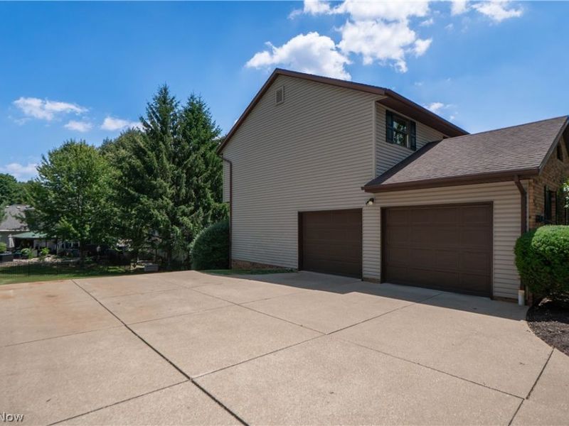 6104 Shipslanding Avenue NW, Canton, OH 44718 Photo 46