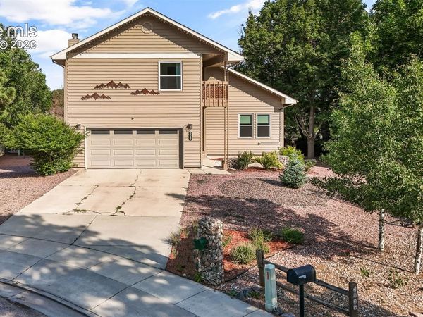 3829 Nuevo Circle, Colorado Springs, CO 80918