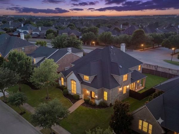 632 Duke Saxony Drive, Lewisville, TX 75056
